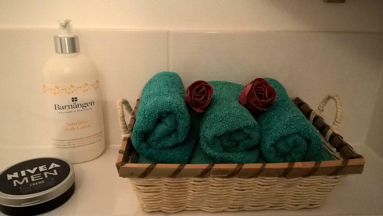 Toms Stuga Ferienwohnung Schoneiche Luaran gambar